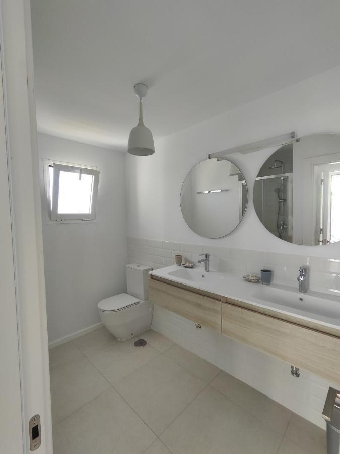 Villa Perla Blanca En Playa Blanca Bagian luar foto