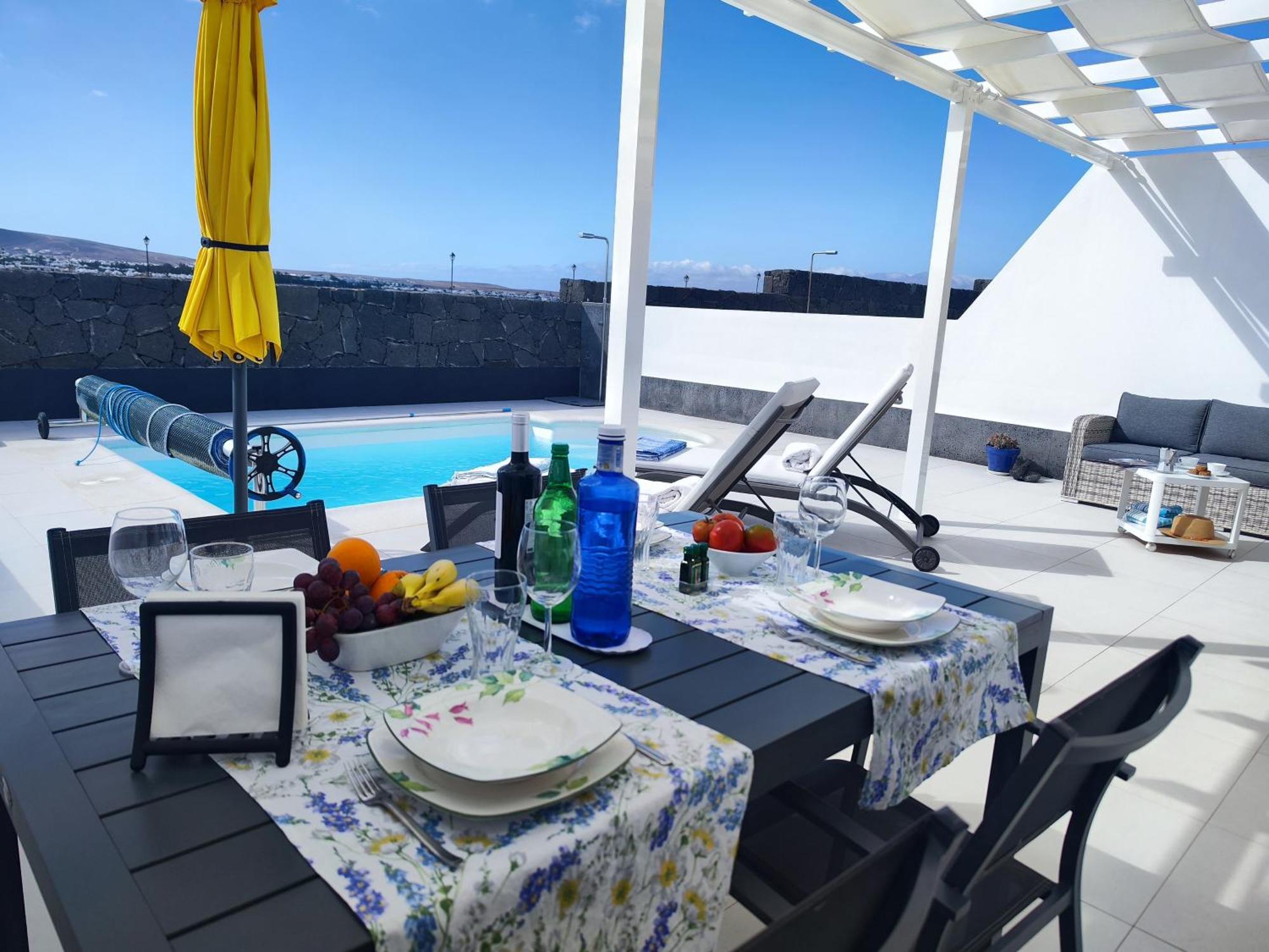 Villa Perla Blanca En Playa Blanca Bagian luar foto
